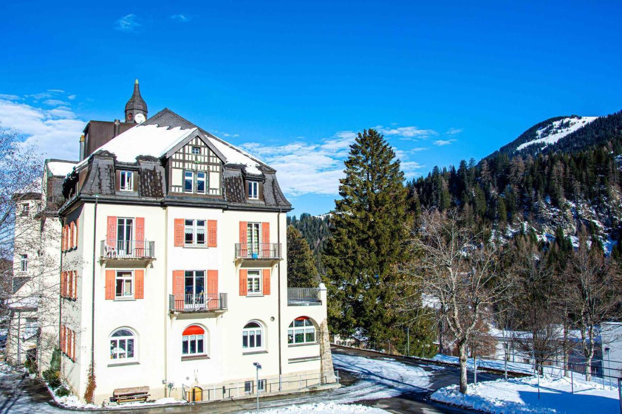 Gruppenhaus Lindenhof 楚尔瓦尔登 外观 照片