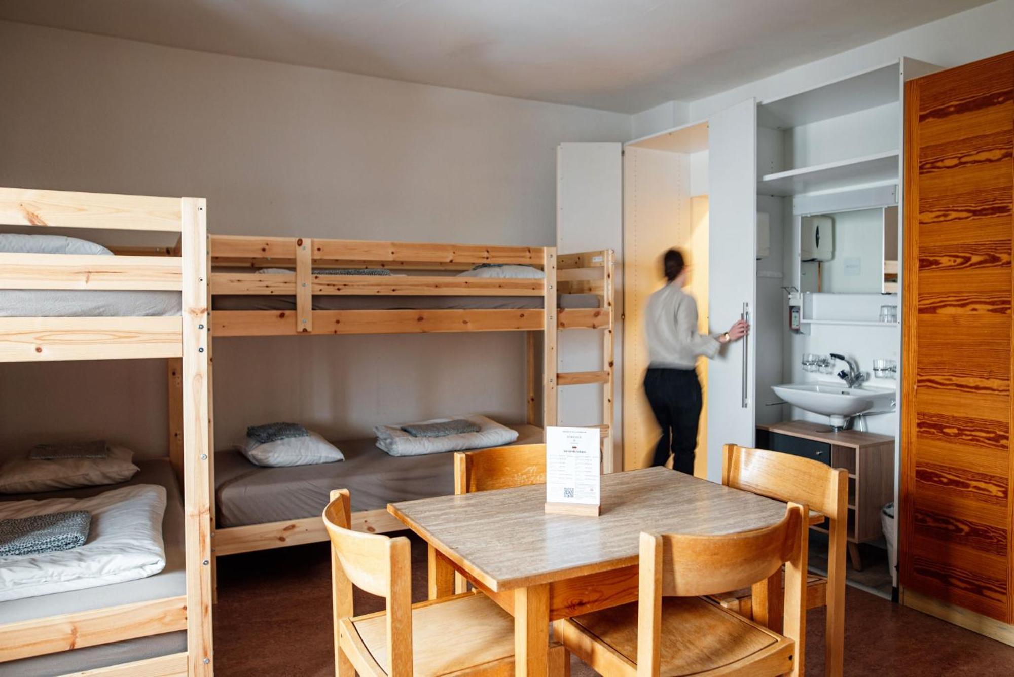 Gruppenhaus Lindenhof 楚尔瓦尔登 外观 照片